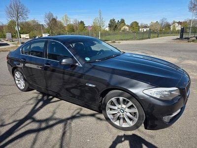 Gebraucht BMW 535 Sport Line 306 PS (225 kW) 2010 Grau Limousine