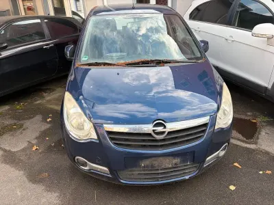 Gebraucht Opel Agila Edition 65 PS (47 kW) 2009 Blau Kleinwagen