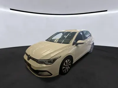 Gebraucht VW Golf VIII Active 150 PS (110 kW) 2023 Weiß Limousine