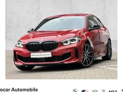 Używany BMW M135 Comfort Edition 306 KM (225 kW) 2023 Czerwony Hatchback