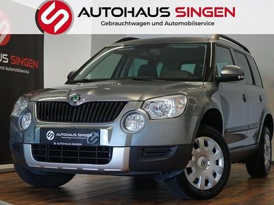 Grau (platin grau) andere Gebraucht 2011 Skoda Yeti Plus Edition SUV | 14.990 €