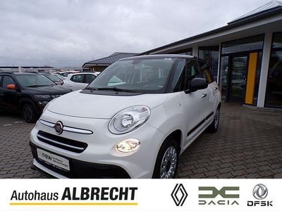 Weiß Gebraucht 2017 Fiat 500L Pop Star Van / Kleinbus | 10.490 € (Teuer)