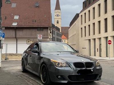 Usata BMW 530 M Sport 218 CV (160 kW) 2004 Grigio Berlina