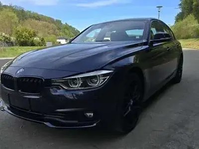 Gebraucht BMW 320 Advantage 190 PS (139 kW) 2016 Limousine