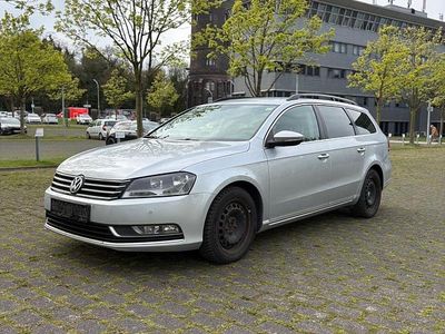 Gebraucht VW Passat 140 PS (102 kW) 2011 Silber Kombi