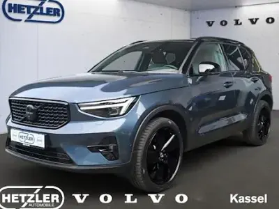 Nouvelle Volvo XC40 Plus 197 ch (144 kW) 2025 Bleue SUV