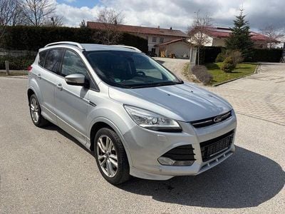 Usata Ford Kuga Individual 150 CV (110 kW) 2015 Argento SUV