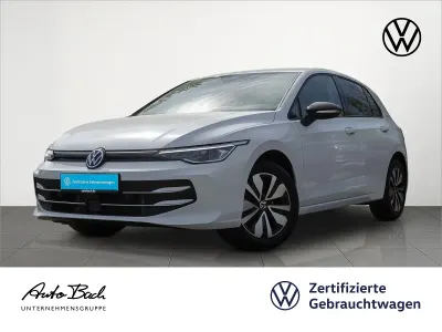 Usado VW Golf VIII Goal 116 CV (85 kW) 2025 Blanco Berlina