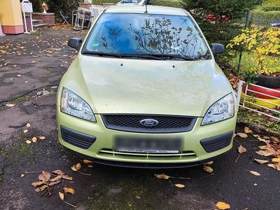 Gebraucht Ford Focus 100 PS (73 kW) 2005 Grün Limousine