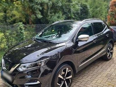 Gebraucht Nissan Qashqai Tekna+ 116 PS (85 kW) 2018 Schwarz SUV