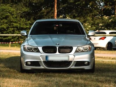 Gebraucht BMW 320 M Sport 170 PS (125 kW) 2010 Silber Kombi