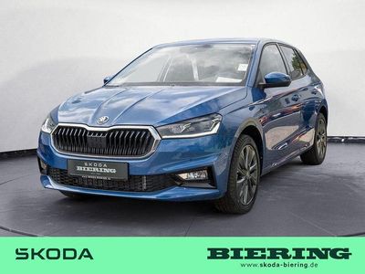 Blau Neu 2025 Skoda Fabia Tour Kleinwagen | 28.365 € (Etwas zu teuer)
