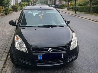 Schwarz Gebraucht 2009 Suzuki Splash Basic Kleinwagen | 4.200 € (Teuer)