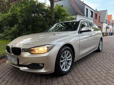 Gebraucht BMW 318 145 PS (106 kW) 2013 Kombi