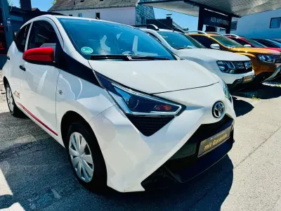 Gebraucht Toyota Aygo 72 PS (52 kW) 2018 Weiß Kleinwagen