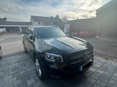 Usata Mercedes GLB180 136 CV (100 kW) 2022 Nero SUV