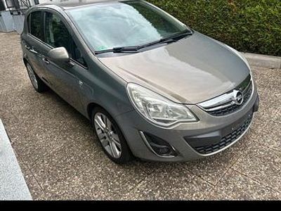 Gebraucht Opel Corsa 84 PS (61 kW) 2012 Braun Kleinwagen