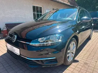 Gebraucht VW Golf VII Comfortline 150 PS (110 kW) 2017 Schwarz Kombi