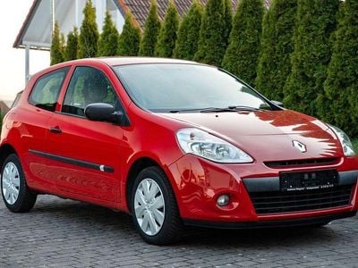 Gebraucht Renault Clio II Dynamique 75 PS (55 kW) 2009 Rot Limousine