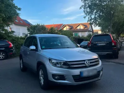 Gebraucht VW Tiguan 140 PS (102 kW) 2015 Silber SUV