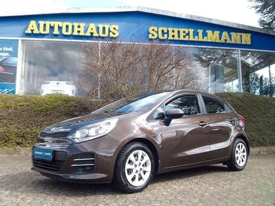 Gebraucht Kia Rio 109 PS (80 kW) 2016 Braun Kleinwagen