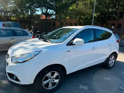 Gebraucht Hyundai Tucson Style 163 PS (119 kW) 2011 Weiß SUV