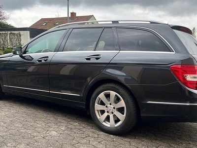 Gebraucht Mercedes C220 Avantgarde 170 PS (125 kW) 2013 Schwarz Kombi