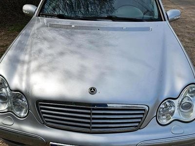 Gebraucht Mercedes C320 218 PS (160 kW) 2002 Silber Limousine