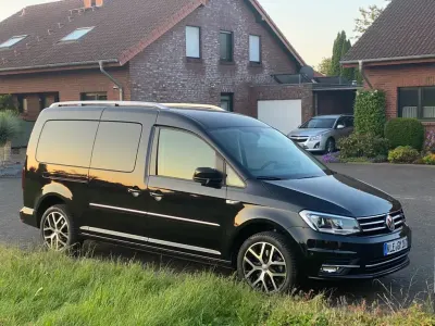 Gebraucht VW Caddy Maxi 110 PS (80 kW) 2018 Schwarz Van / Kleinbus