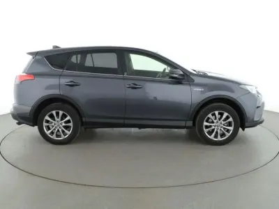 Gebraucht Toyota RAV4 Hybrid 197 PS (144 kW) 2018 Grau SUV