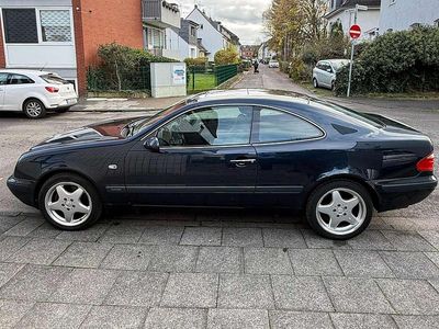 Gebraucht Mercedes CLK320 Elegance 218 PS (160 kW) 1999 Schwarz Coupé