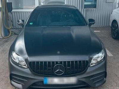 Mercedes E300