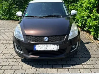Gebraucht Suzuki Swift Club 94 PS (69 kW) 2014 Braun Kleinwagen