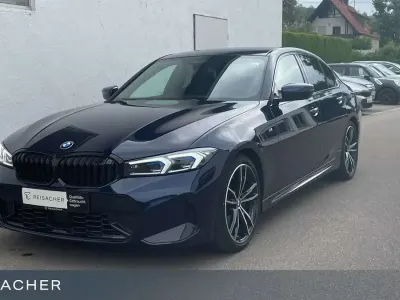 Gebraucht BMW 330 M Sport 258 PS (189 kW) 2024 Bmw individual tansanitblau me Limousine