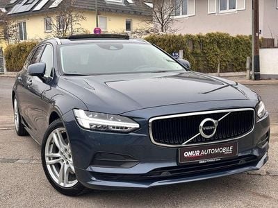 Usata Volvo V90 Momentum 190 CV (139 kW) 2020 Blu Station wagon