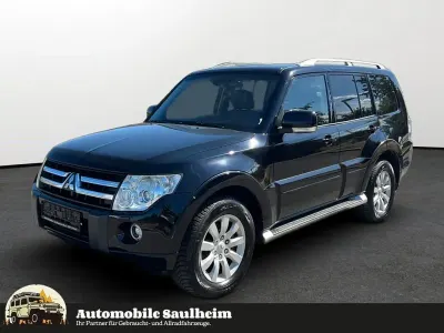 Gebraucht Mitsubishi Pajero Instyle 200 PS (147 kW) 2010 Mysticschwarz (p) SUV