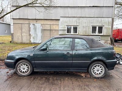 Gebraucht VW Golf Cabriolet 90 PS (66 kW) 1995 Grün Cabrio