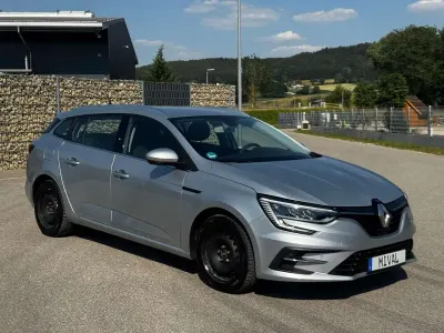 Gebraucht Renault Mégane GrandTour Equilibre 116 PS (85 kW) 2023 Highland grey Kombi