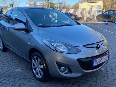 Gebraucht Mazda 2 Active 75 PS (55 kW) 2011 Silber Kleinwagen