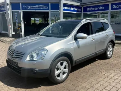 Gebraucht Nissan Qashqai +2 Tekna 141 PS (103 kW) 2008 Silber SUV