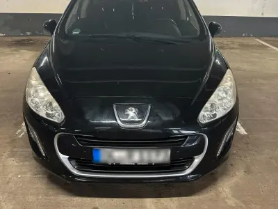 Gebraucht Peugeot 308 2011 Schwarz Limousine