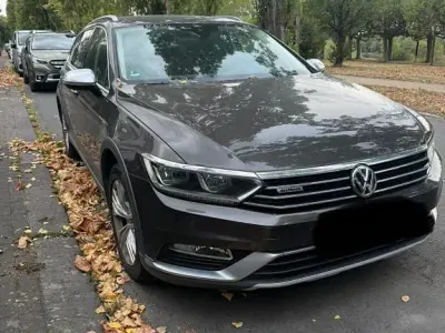 Gebraucht VW Passat Alltrack 190 PS (139 kW) 2019 Braun Kombi