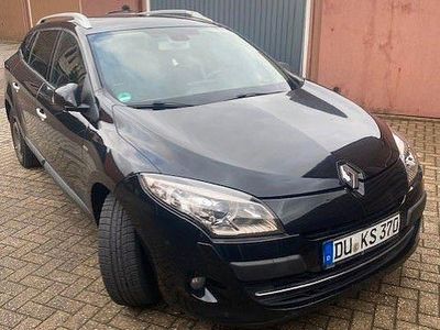 Gebraucht Renault Mégane III Bose Edition 131 PS (96 kW) 2011 Schwarz Limousine