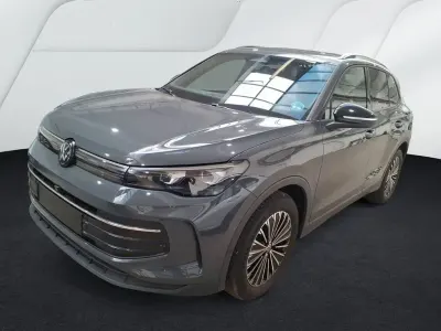Gebraucht VW Tiguan Goal 150 PS (110 kW) 2025 Grau SUV