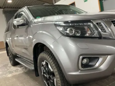 Gebraucht Nissan Navara N-Connecta 163 PS (119 kW) 2022 Silber Pickup