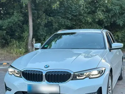 Gebraucht BMW 318 150 PS (110 kW) 2021 Weiß Kombi