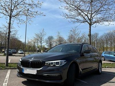 Gebraucht BMW 530 265 PS (194 kW) 2019 Grau Kombi