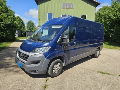 Gebraucht Fiat Ducato 150 PS (110 kW) 2017 Blau Van