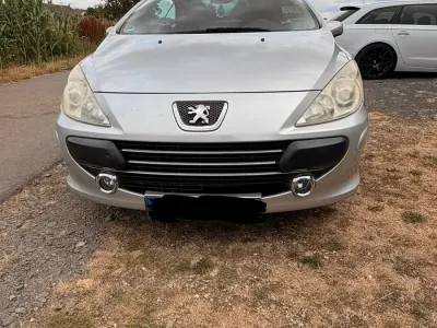 Gebraucht Peugeot 307 CC 140 PS (102 kW) 2006 Silber Cabrio