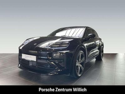 Gebraucht Porsche Macan Turbo 469 kW (639 PS) 2024 Tiefschwarzmetallic SUV